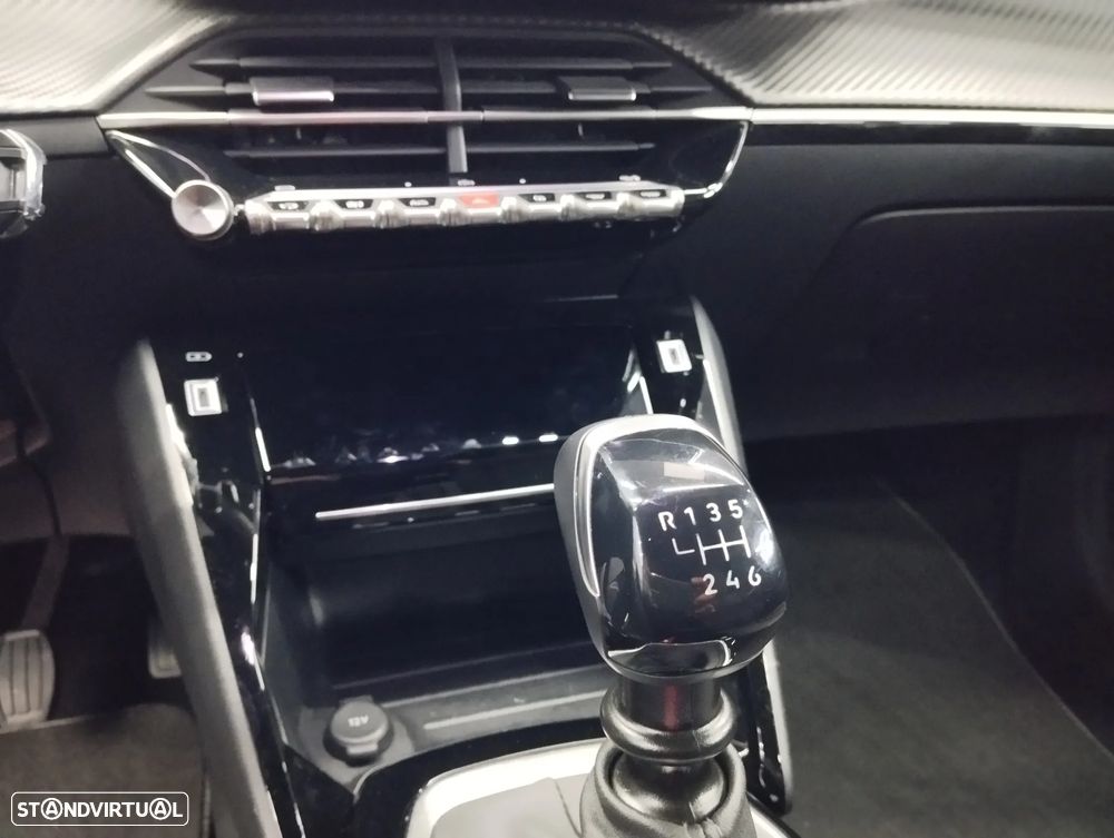 Peugeot 2008 1.2 PureTech Allure - 39