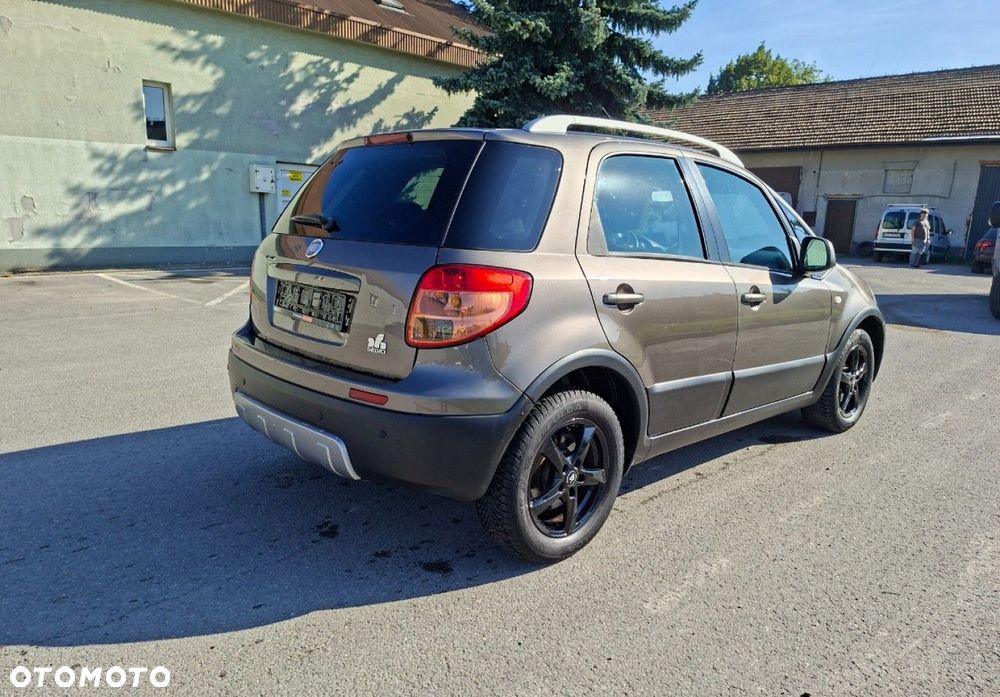 Fiat Sedici - 14