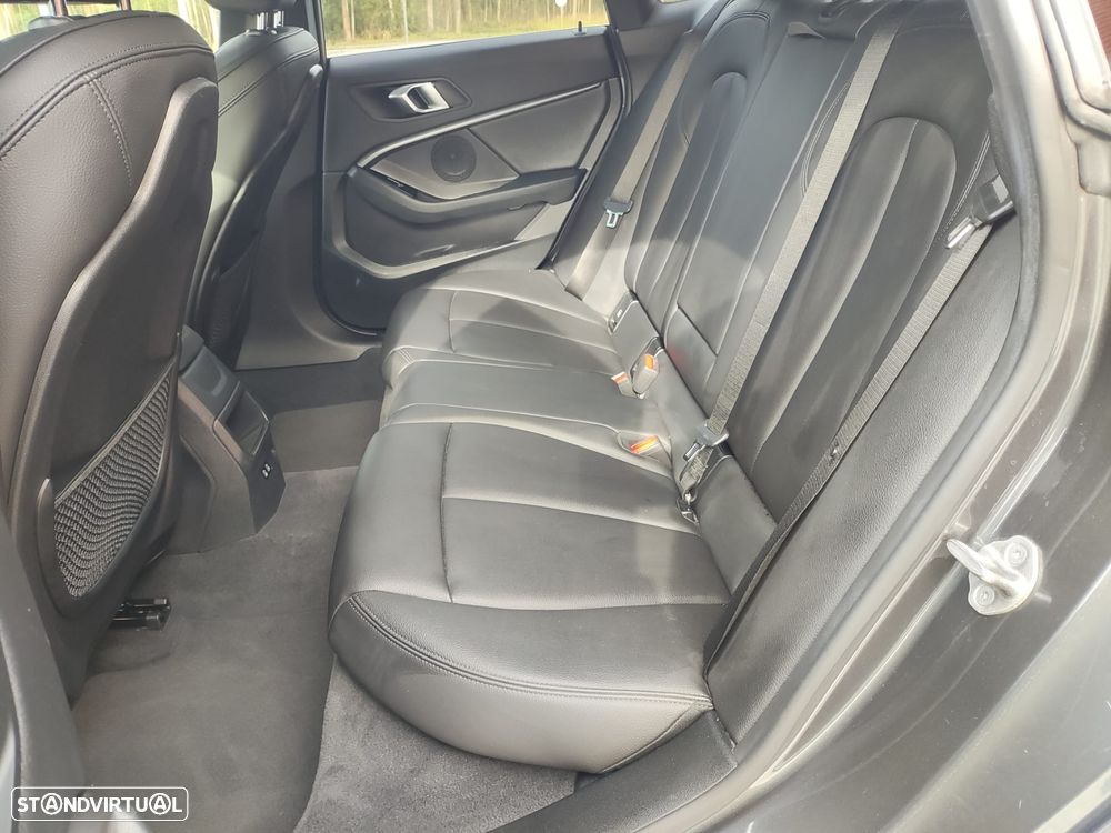 BMW 216 Gran Coupé d Pack Desportivo M - 18