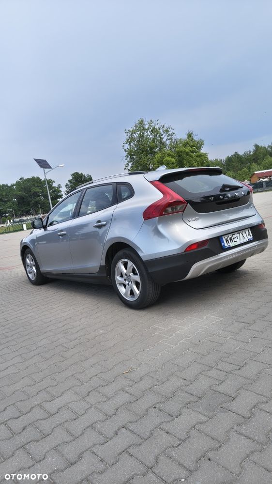 Volvo V40 Cross Country - 5