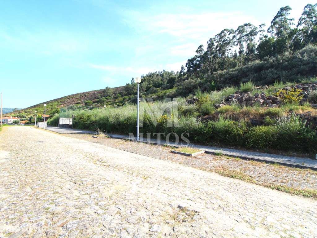 Lote em Carvoeiro - Grande imagem: 2/6