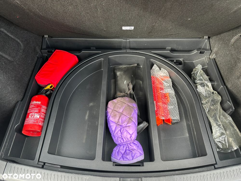 Toyota Auris - 24