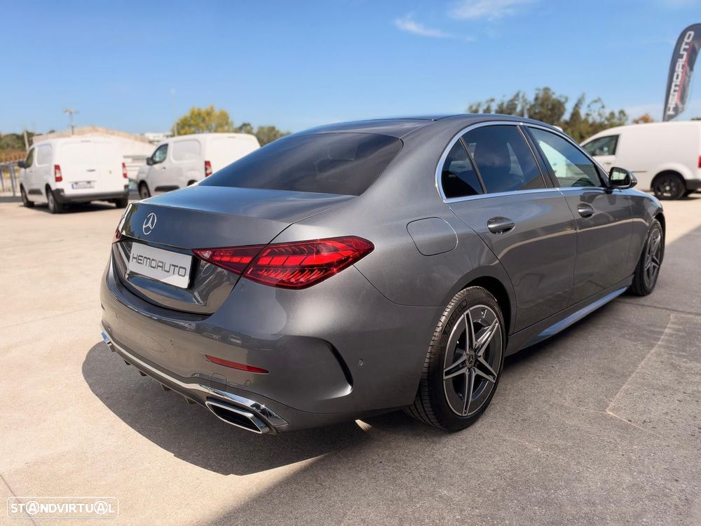 Mercedes-Benz C 300 de AMG Line - 12