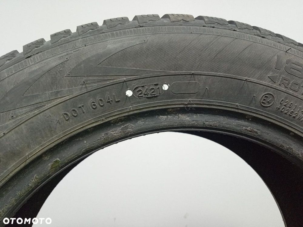 OPONY ZIMOWE NOKIAN TYRES WRD4 185/60 R15 84T 4SZT - 4