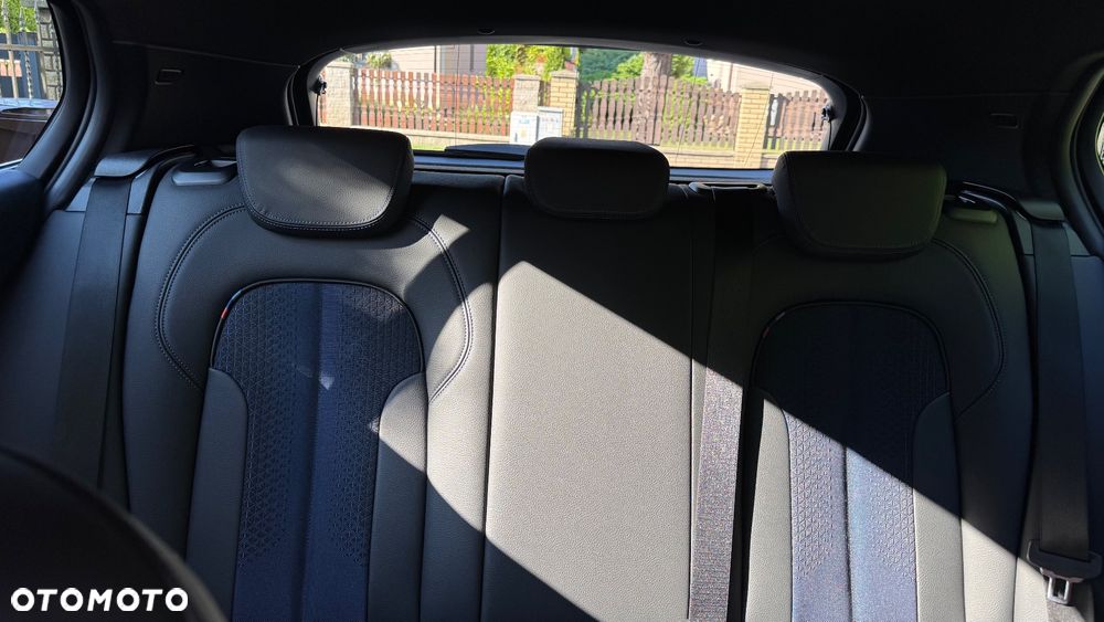 BMW Seria 1 118i M Sport - 12