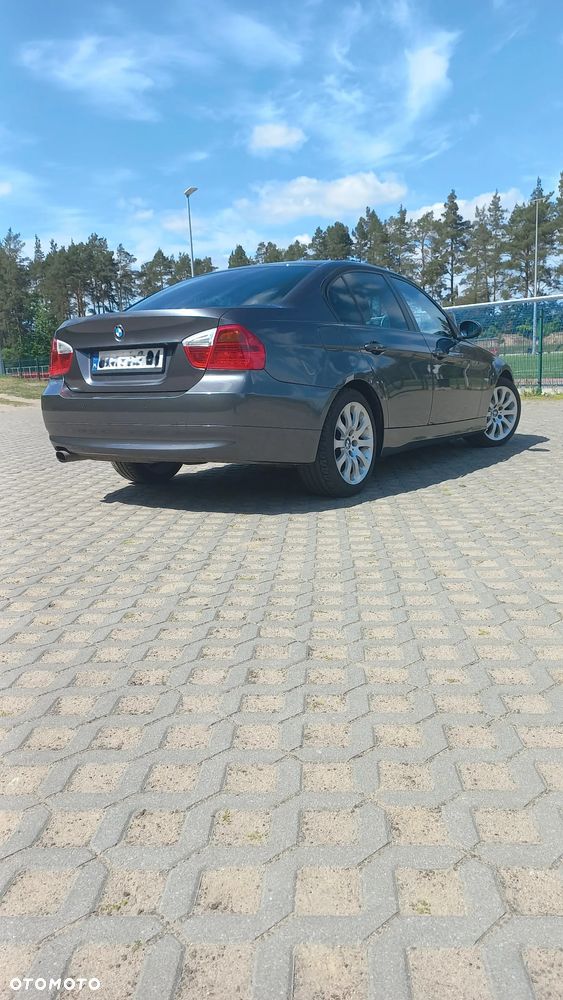 BMW Seria 3 316i - 5