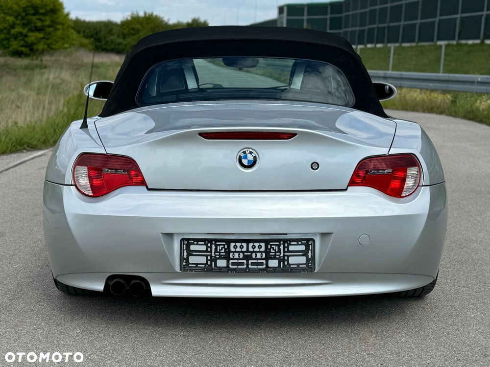 BMW Z4 2.5si - 10