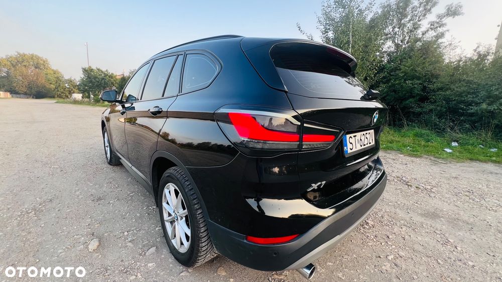 BMW X1 sDrive18i - 17