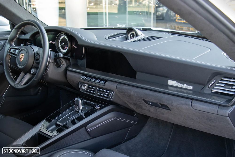 Porsche 911 (992) - 37