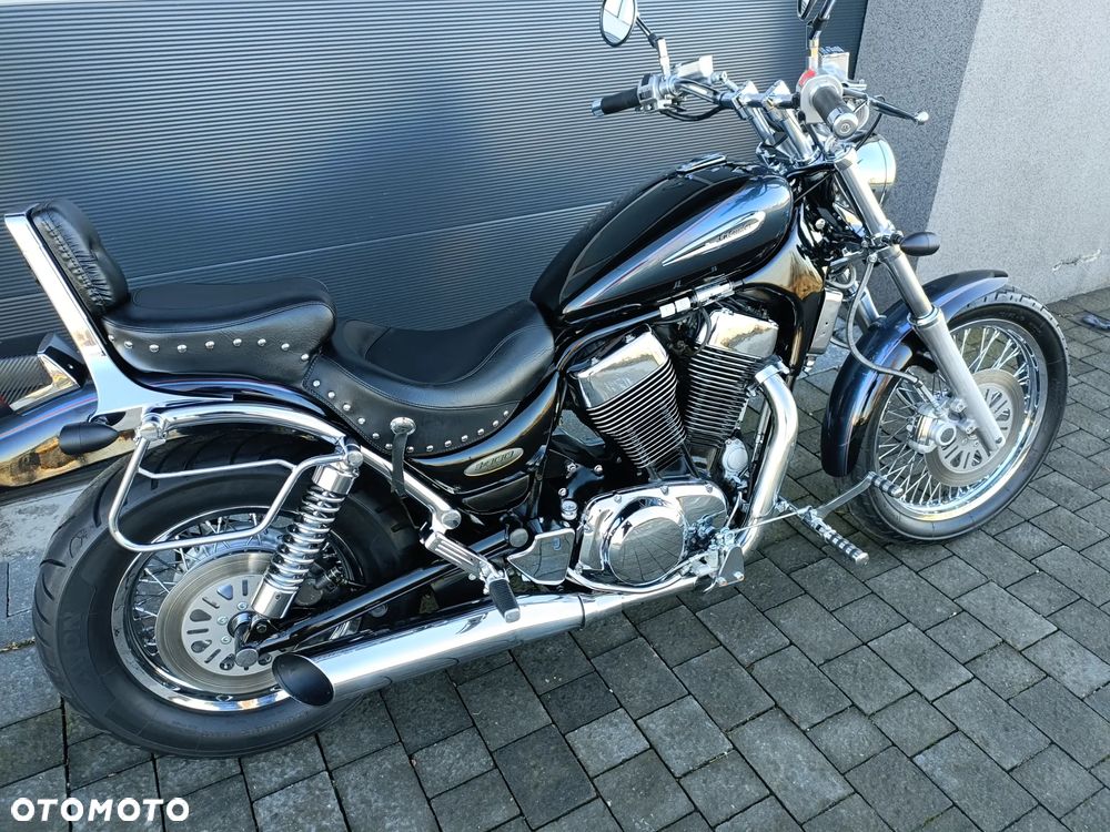 Suzuki Intruder - 18