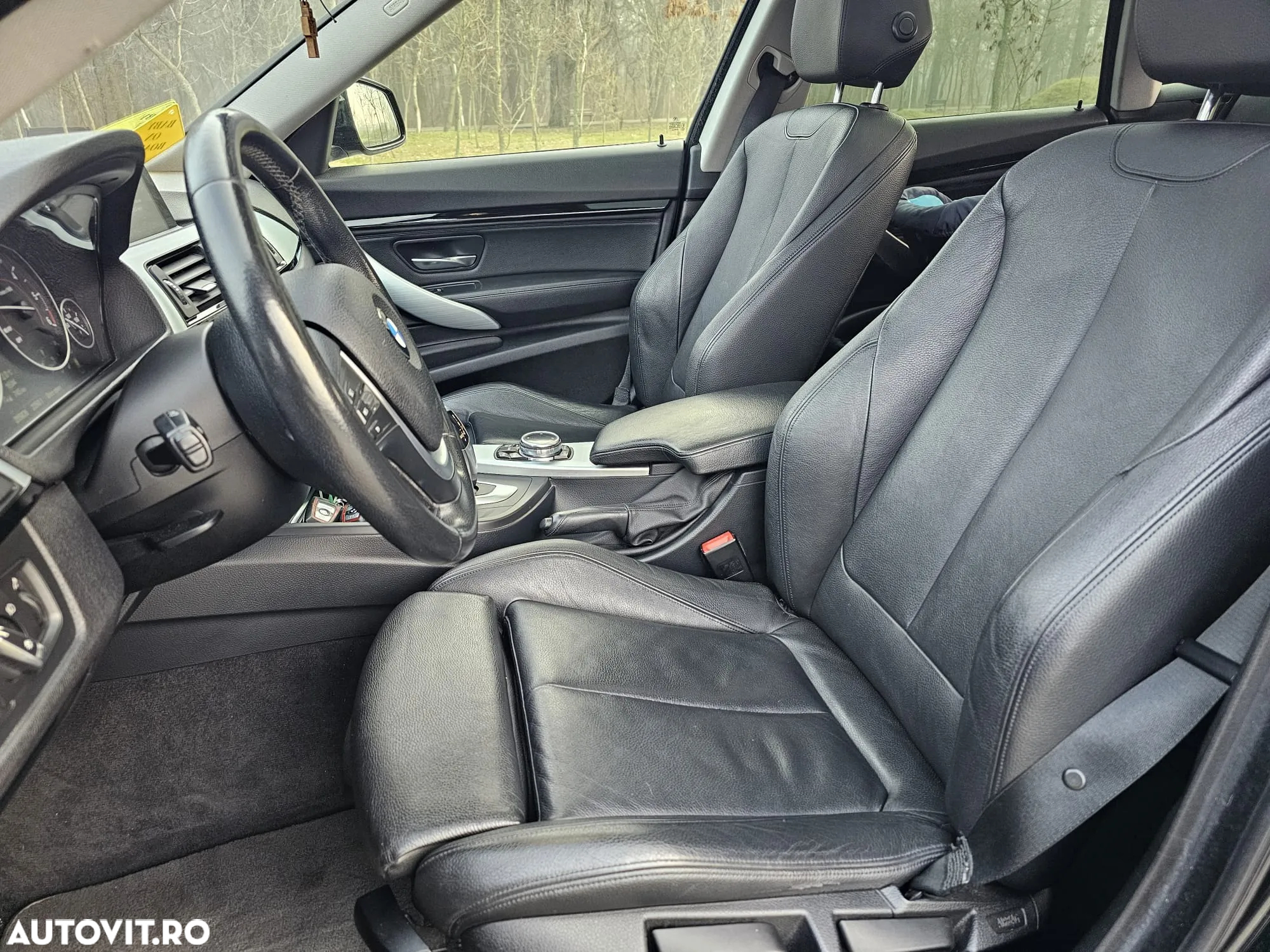 BMW Seria 3 318d Aut. Sport Line - 8