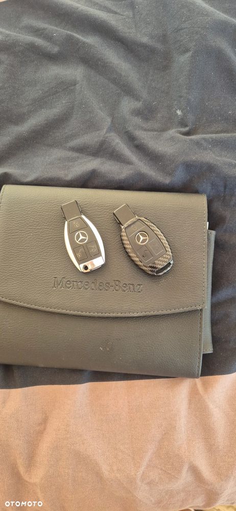 Mercedes-Benz Klasa C 250 7G-TRONIC AMG Line - 24