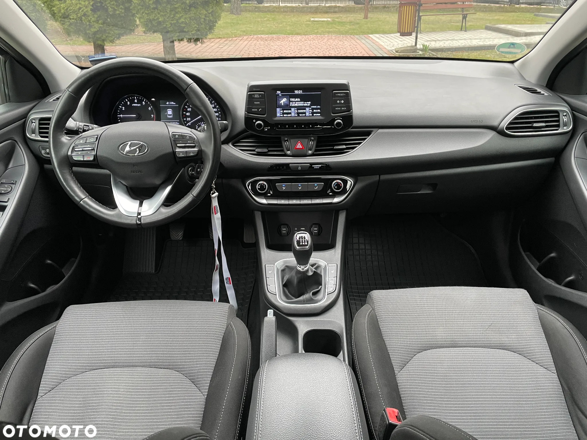 Hyundai i30 Kombi 1.0 T-GDI Family - 28