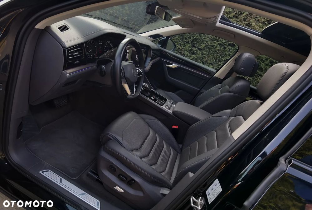 Volkswagen Touareg 3.0 V6 TSI OPF 4Motion R-Line - 9