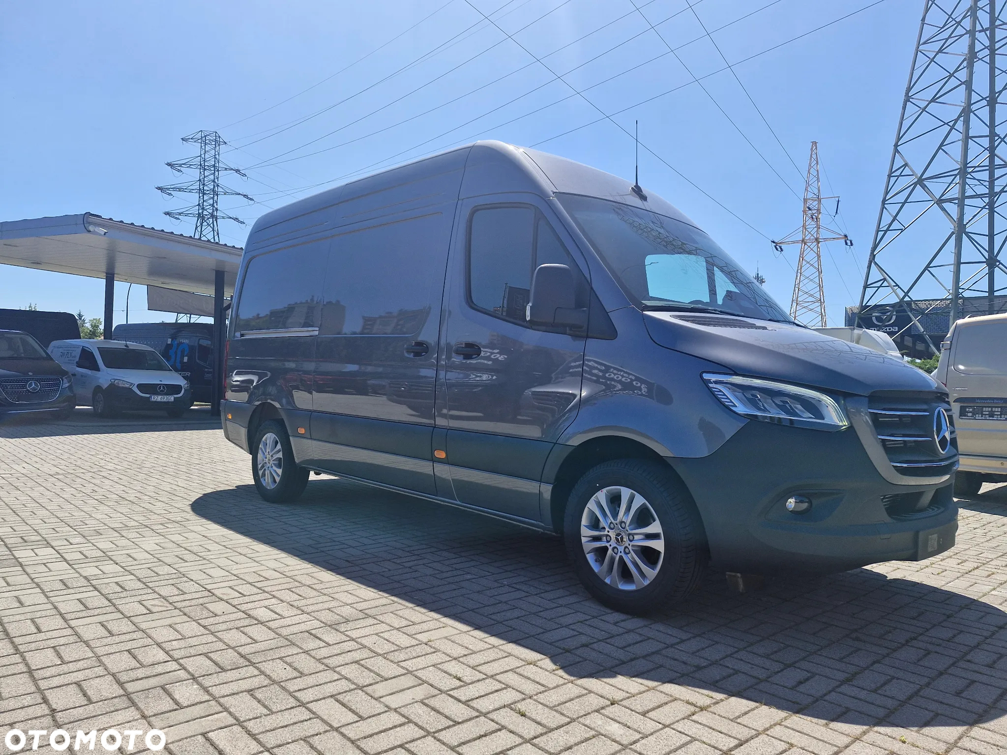 Mercedes-Benz Sprinter - 4