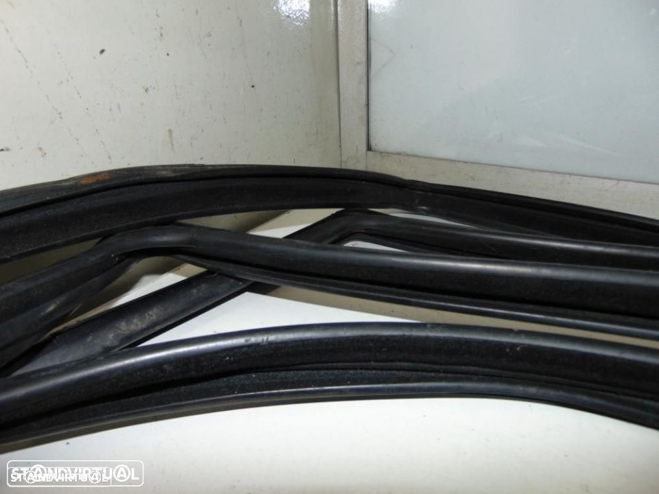 Volvo XC70 ou V70 2006 raspadores - 3