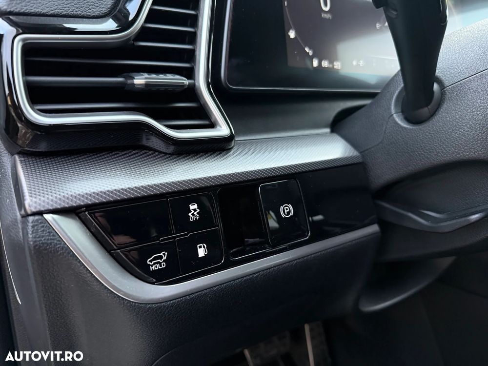 Kia Sportage 1.6 T-GDI PHEV 6AT 4x4 GT Line - 14