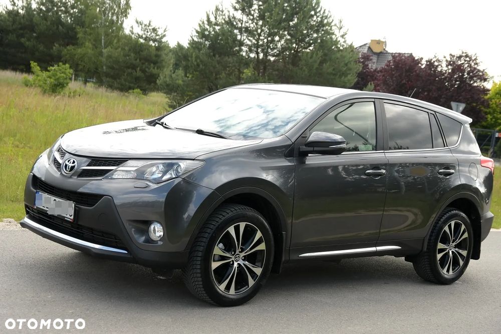 Toyota RAV4 - 1