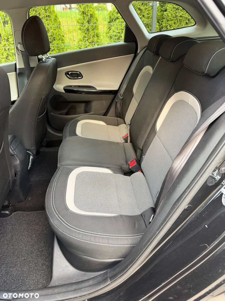 Kia Ceed - 15