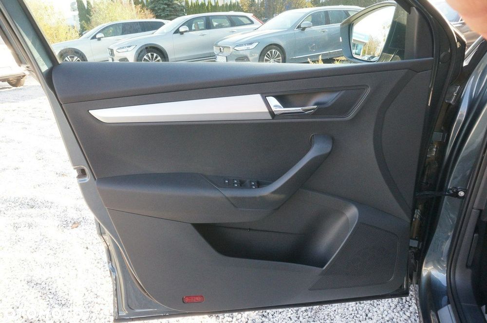 Skoda Karoq 1.5 TSI ACT GPF 4x2 Ambition - 18