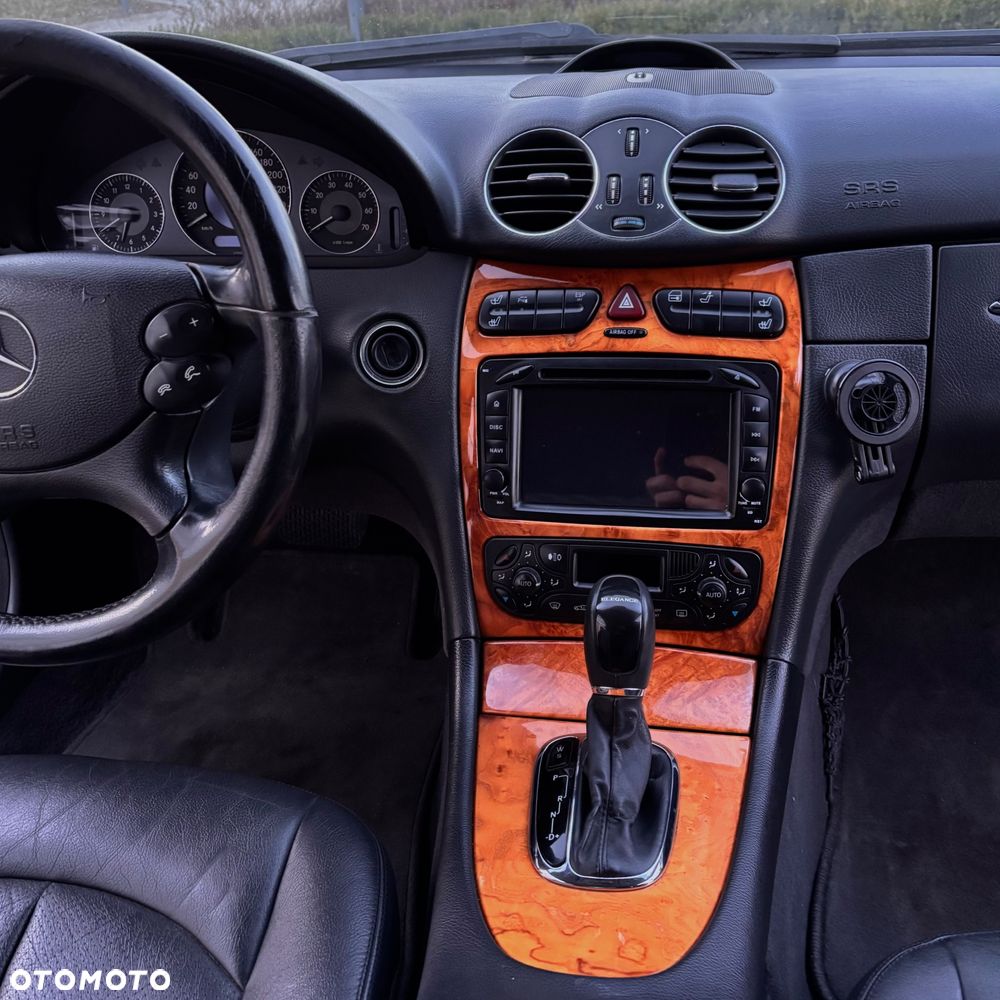 Mercedes-Benz CLK - 14