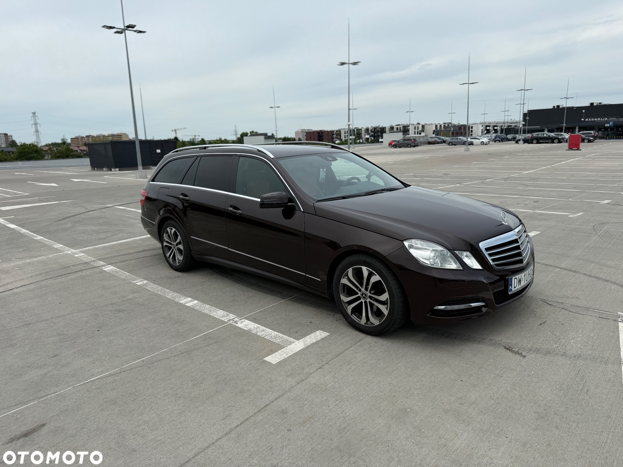 Mercedes-Benz Klasa E 250 T CDI DPF BlueEFFICIENCY Automatik Avantgarde - 21
