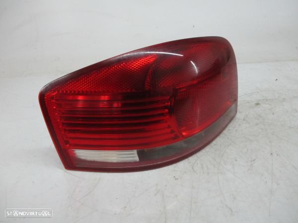 Farolim Esq Audi A3 (8P1) - 3
