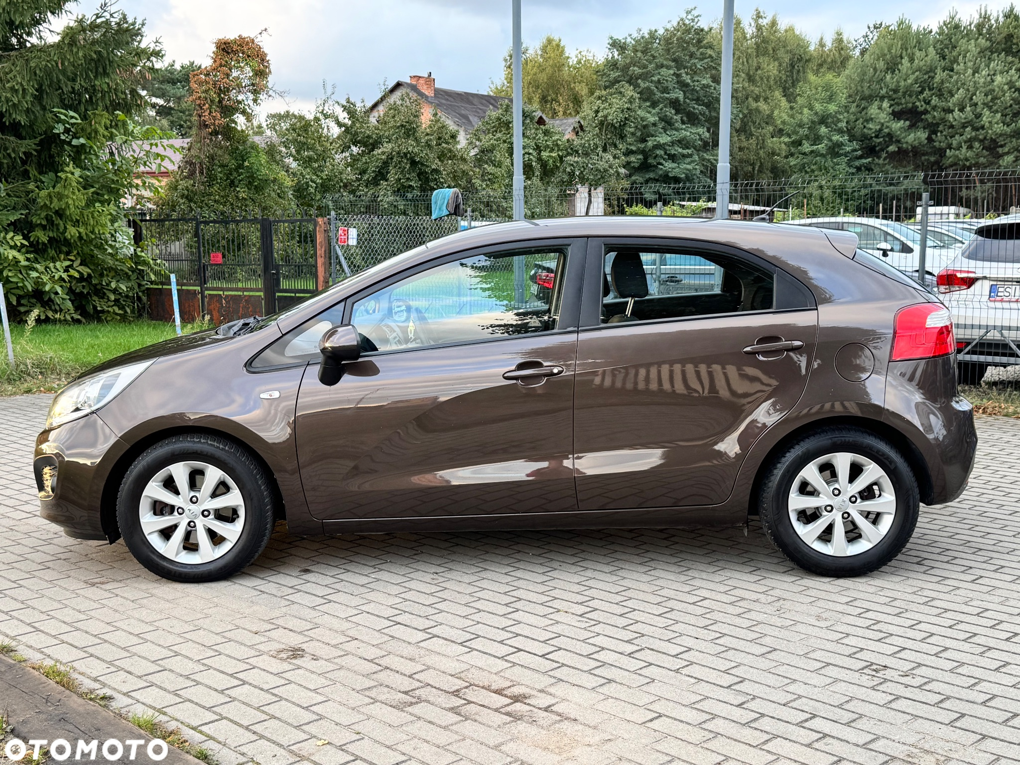 Kia Rio 1.4 Automatik Edition 7 - 14