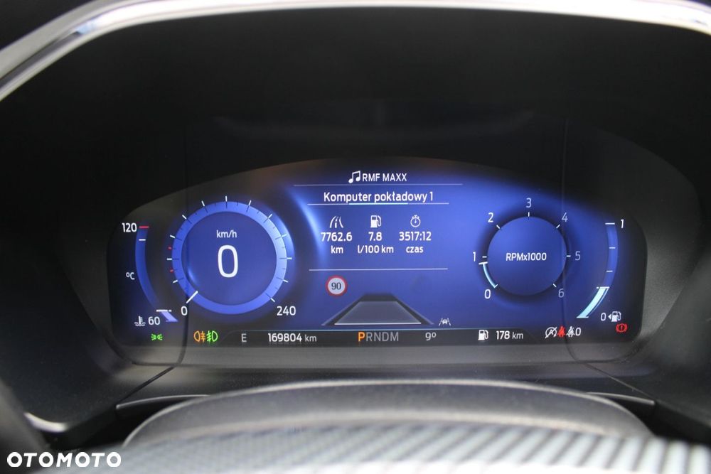 Ford Kuga - 32