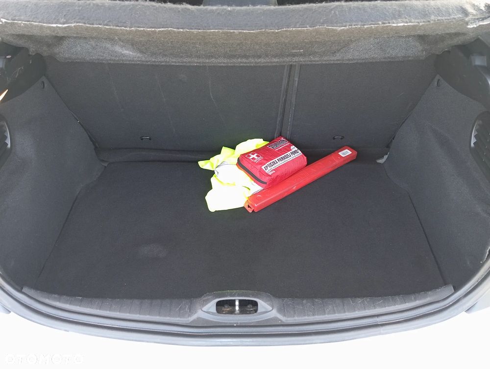 Peugeot 208 PureTech 82 Active - 21