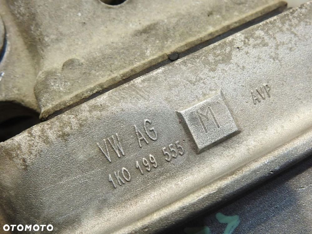ŁAPA PODUSZKA SKRZYNI AUDI A3 8P 1.9 TDI 1K0199555 - 6