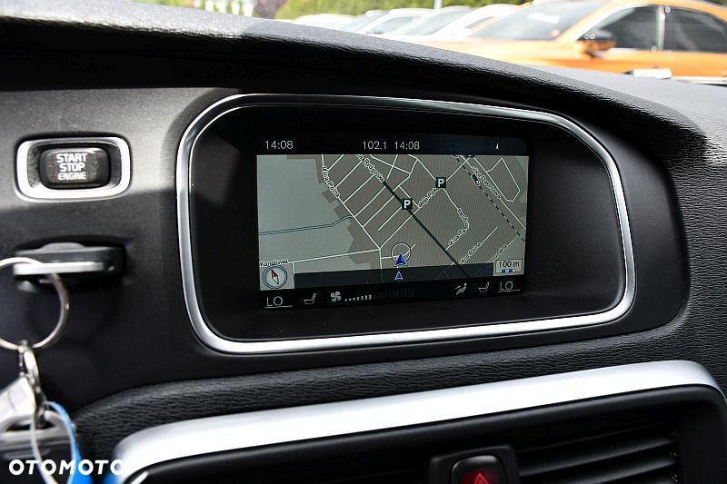 Volvo V40 T2 Drive-E Momentum - 14