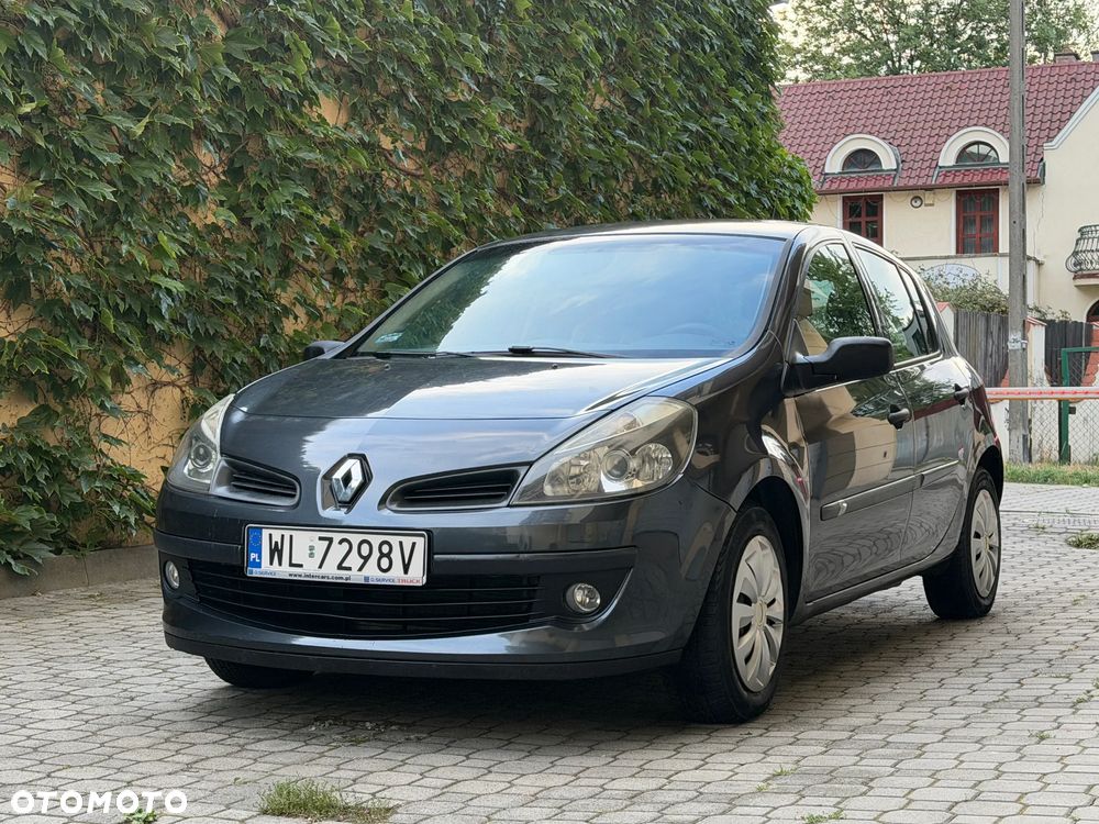 Renault Clio 1.4 16V Dynamique - 1