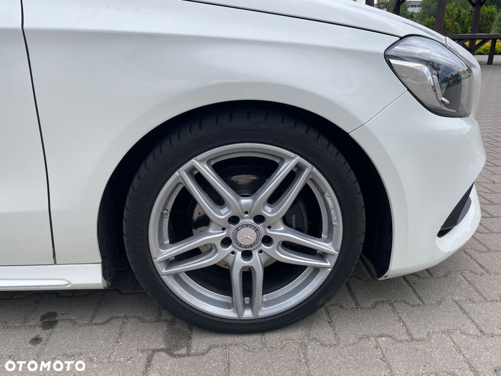 Mercedes-Benz Klasa A 180 AMG Line - 7