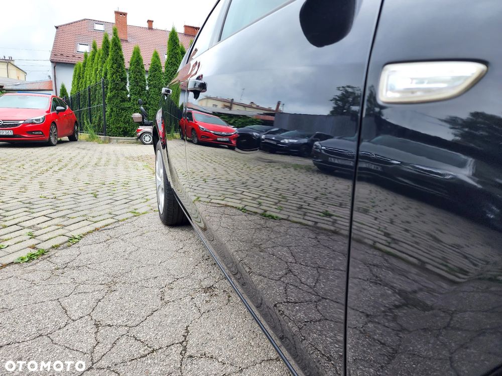 Opel Astra 1.4 Turbo Edition - 11