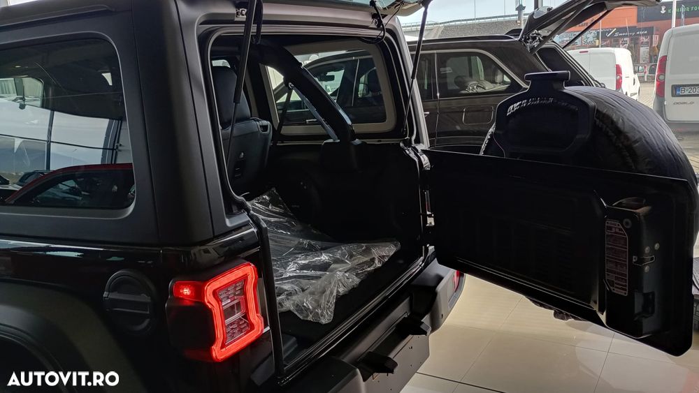 Jeep Wrangler 2.0 AT8 4WD Rubicon - 5