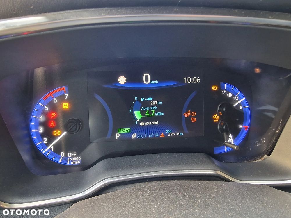 Toyota Corolla 1.8 Business Edition - 25