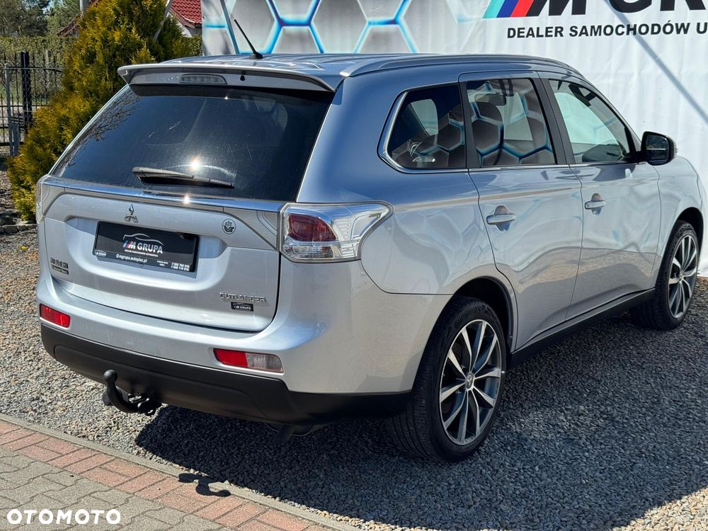 Mitsubishi Outlander 2.0 Intense + 2WD - 12