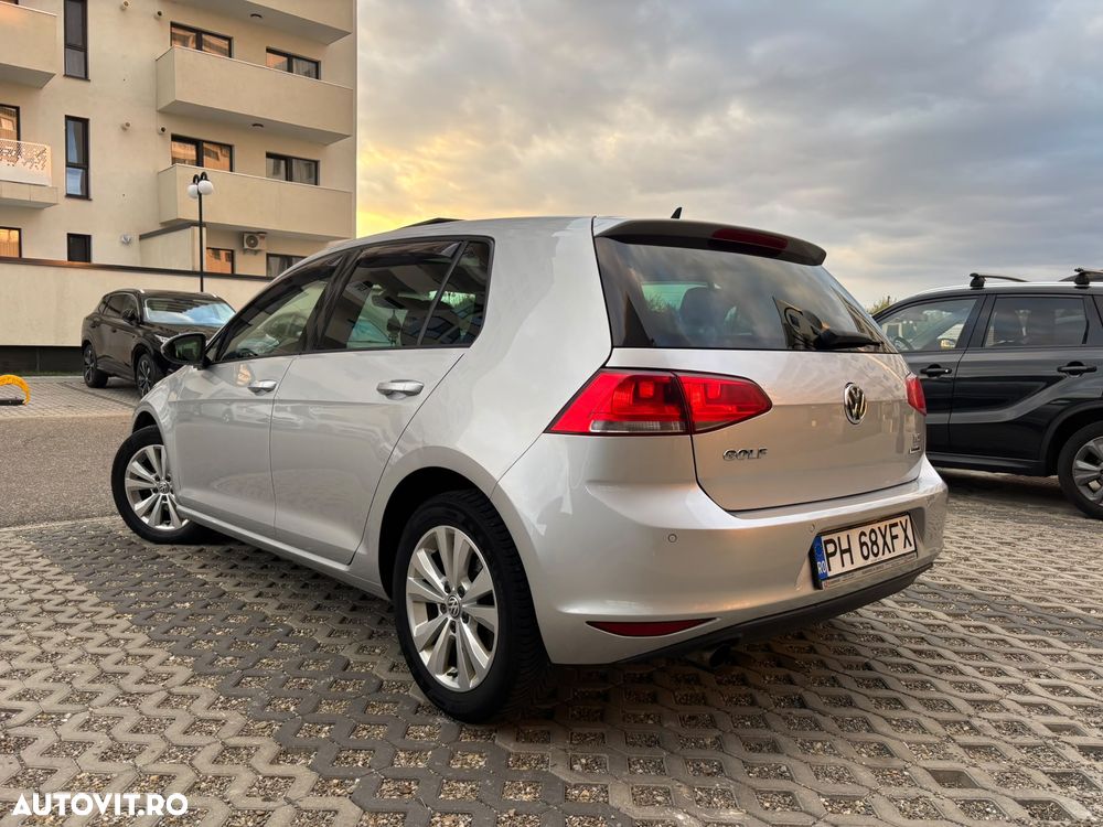 Volkswagen Golf 1.6 TDI DPF BMT DSG Comfortline - 4