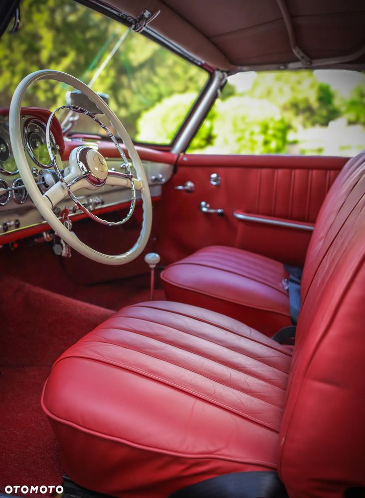 Mercedes-Benz SL - 25