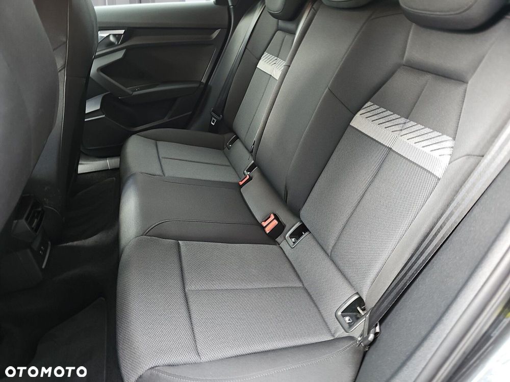 Audi A3 Sportback 35 TFSI mHEV Advanced S tronic - 11