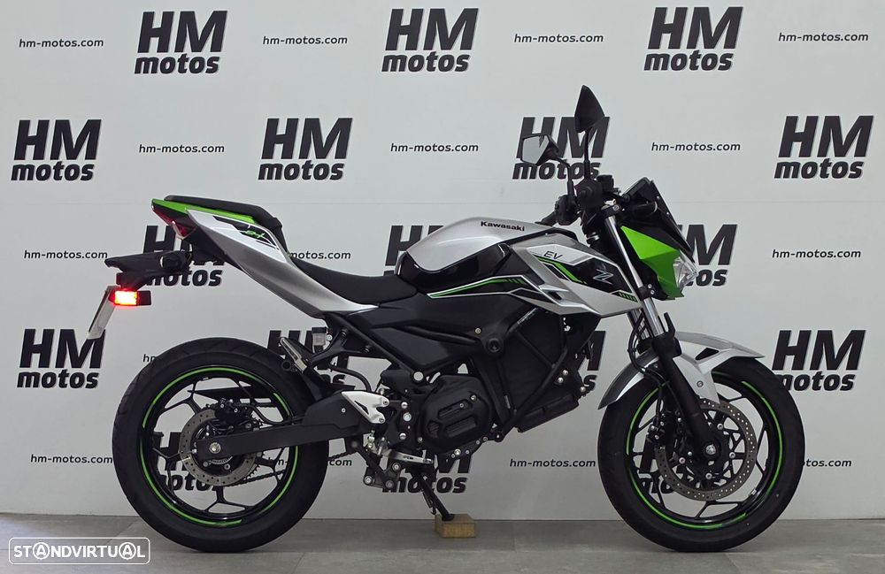 Kawasaki Z ZE1 WITH CHARGER - 24 MESES DE GARANTIA - 1