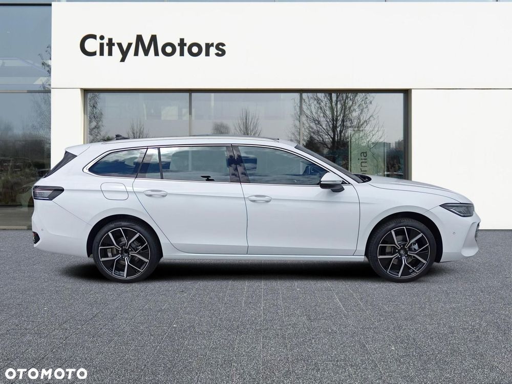 Volkswagen Passat - 8