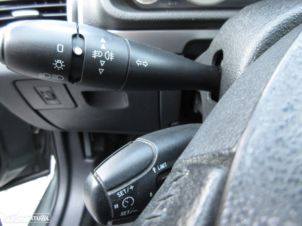 Peugeot 407 SW 1.6 HDi Executive - 12