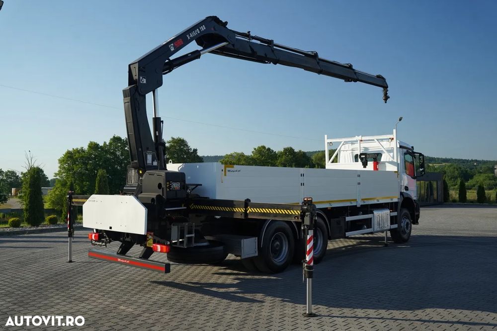 Mercedes-Benz AROCS 2636 / 6x4 / LIVRARE 7,6 M + HIAB 188 B-3 HDS / PODEA REZISTENTĂ / RADIOCOMANDĂ / ROTATOARE / FURCĂ PENTRU PALEȚI / EURO 6 - 7