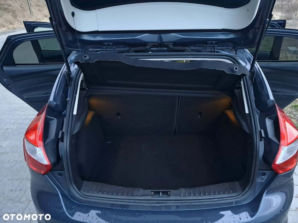 Ford Focus 1.6 EcoBoost Trend - 20