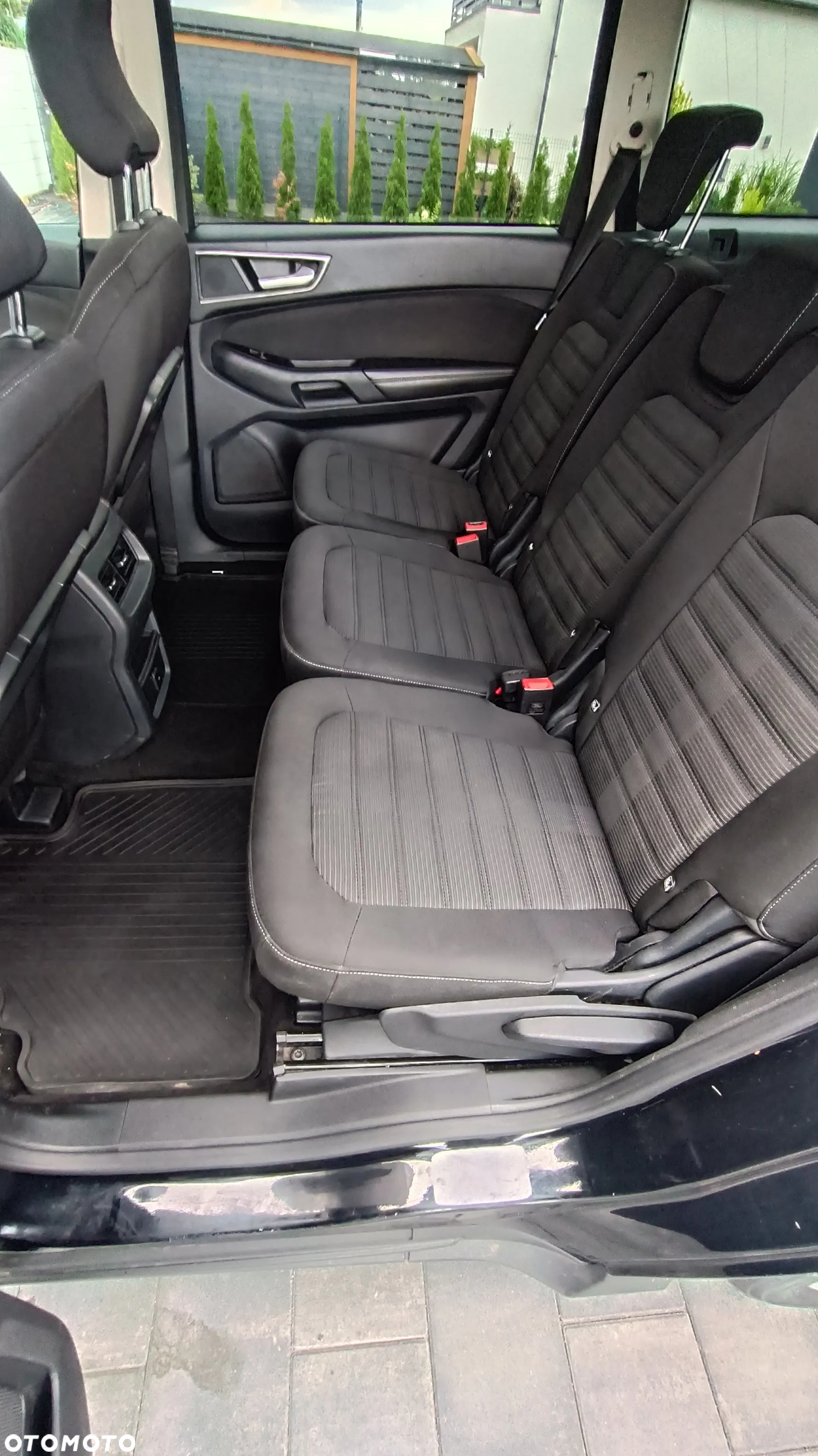 Ford Galaxy 2.0 TDCi Trend - 12