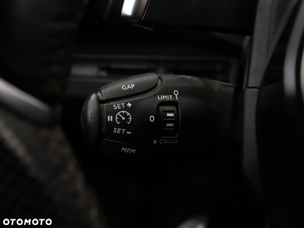 Peugeot 3008 2.0 BlueHDi GT S&S EAT8 - 34
