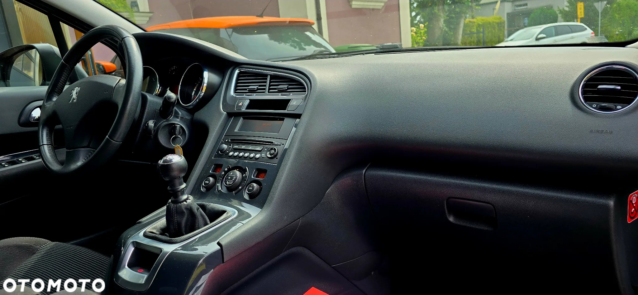 Peugeot 5008 1.6 HDi Family 7os - 11