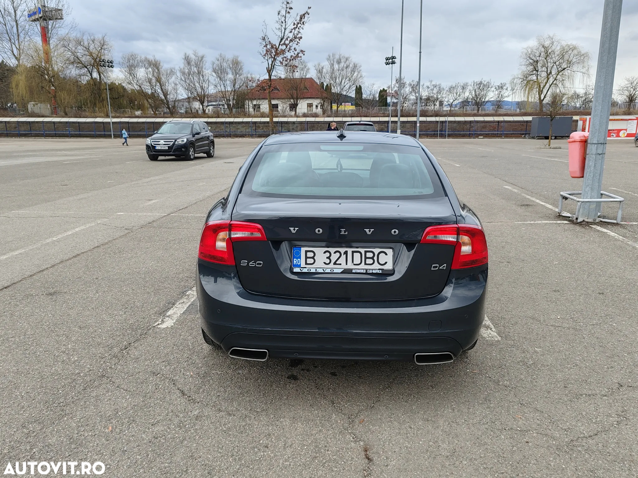 Volvo S60 D4 Momentum - 4